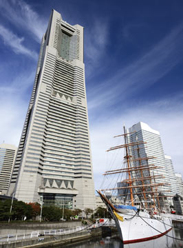 横浜のランドマーク・タワー