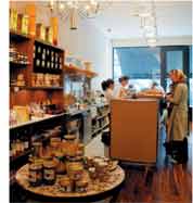 Raoul's Deli