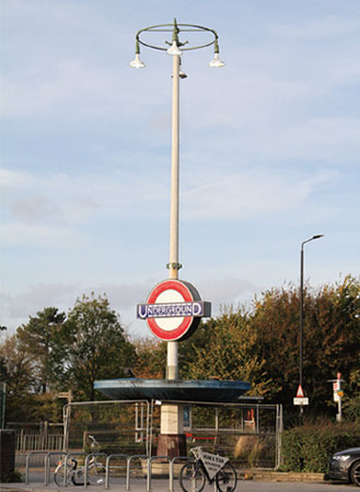 OAKWOOD UNDERGROUND STATION