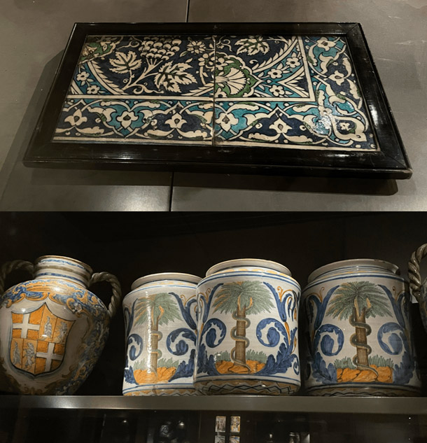 中世のタイルや薬つぼ（聖ヨハネ騎士団博物館蔵）